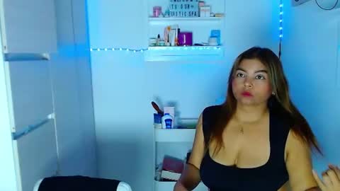 Snapshot of erotic_spa chatting on July 2026 01:27:01 AM EROTIC SPA online show from July 2026 01:27:01 AM