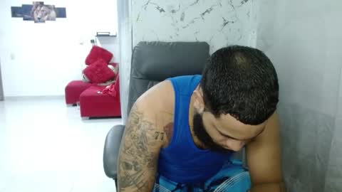 Snapshot of eroticoblack chatting on May 2026 04:07:01 AM Eroticoblack online show from May 2026 04:07:01 AM