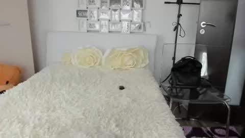 eroticsensualkitty4u online show from December 2024 08:45:02 AM