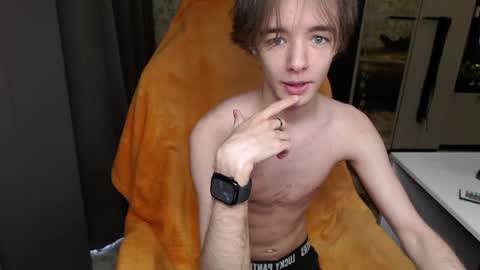 Snapshot of ervi_ chatting on May 2026 11:29:02 AM ERV1II online show from May 2026 11:29:02 AM