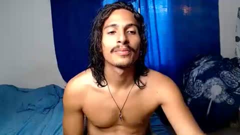 Snapshot of escanor_legendary chatting on May 2026 10:26:01 PM Scanor online show from May 2026 10:26:01 PM