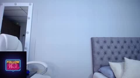 Snapshot of esdeath_cute chatting on January 2026 04:40:02 AM liz online show from January 2026 04:40:02 AM