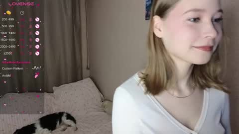 esdeevicky online show from January 2026 02:10:01 PM