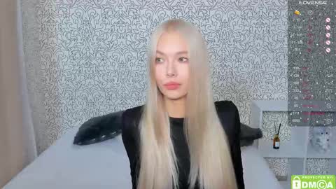 Megan and Brad online show from November 2025 05:17:02 AM