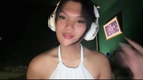 Chelliane online show from November 2025 02:45:01 AM