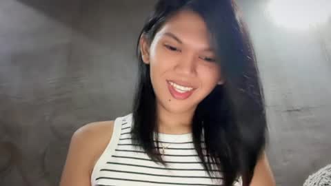 Chelliane online show from May 2026 12:22:02 PM