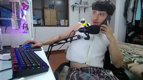 Snapshot of esjrobles chatting on January 2025 05:33:02 AM Esteban online show from January 2025 05:33:02 AM