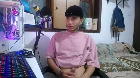 Snapshot of esjrobles chatting on January 2025 04:39:02 AM Esteban online show from January 2025 04:39:02 AM