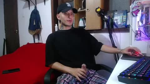Snapshot of esjrobles chatting on February 2025 05:30:02 AM Esteban online show from February 2025 05:30:02 AM