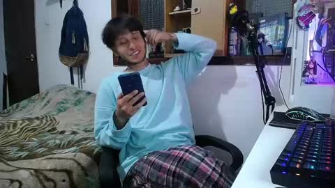 Snapshot of esjrobles chatting on March 2025 03:22:01 AM Esteban online show from March 2025 03:22:01 AM