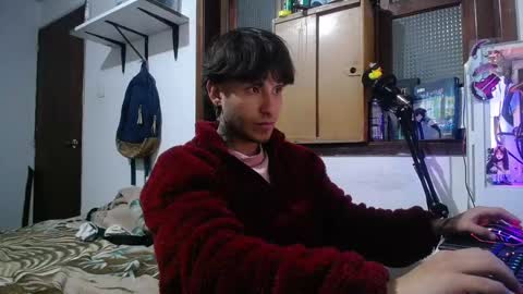 Snapshot of esjrobles chatting on March 2025 12:48:01 AM Esteban online show from March 2025 12:48:01 AM