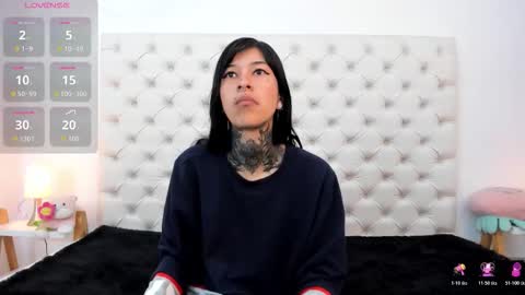 esmeralda  online show from January 2026 02:32:01 PM