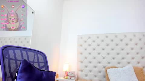 Snapshot of esmeralda_06 chatting on June 2026 02:12:01 PM esmeralda online show from June 2026 02:12:01 PM