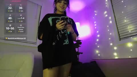 Snapshot of esoterickitten777 chatting on June 2026 04:48:02 AM axe online show from June 2026 04:48:02 AM