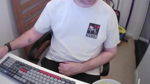 Morph online show from December 2025 09:10:02 PM