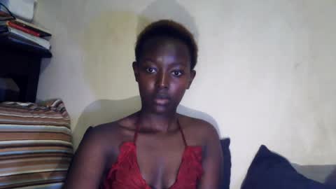 Snapshot of essypetite853960 chatting on August 2026 09:55:01 AM essypetite853960 online show from August 2026 09:55:01 AM