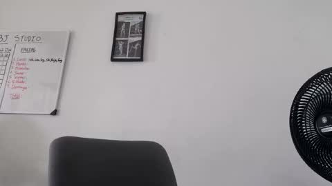 Esteban Reyes  independent model online show from December 2025 03:50:02 PM