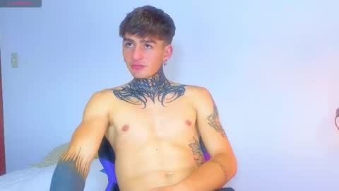 Esteban independent model online show from November 2025 02:12:01 AM