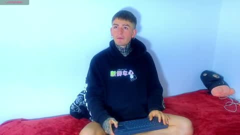 Esteban independent model online show from April 2026 09:37:02 PM