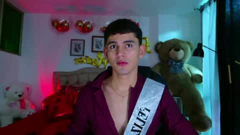 Esteban online show from April 2026 11:37:01 AM