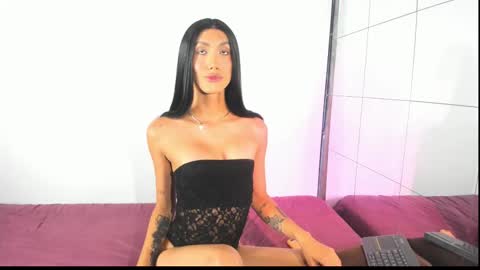 Estefa G online show from October 2025 10:06:02 PM