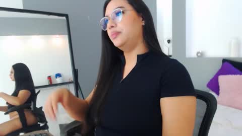 estefania_ramirez_henao online show from March 2026 11:14:01 AM