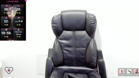 Snapshot of estefanii_r chatting on February 2026 01:18:01 PM Estefanii R online show from February 2026 01:18:01 PM