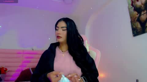 Snapshot of estefany_squirt chatting on March 2026 04:27:02 AM estefany_squirt online show from March 2026 04:27:02 AM