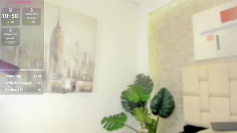 estefany online show from February 2025 02:37:01 PM