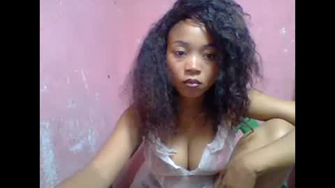 Snapshot of estelah20 chatting on November 2025 06:12:01 AM estelah20 online show from November 2025 06:12:01 AM