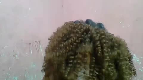 Snapshot of estelah20 chatting on November 2025 05:31:01 AM estelah20 online show from November 2025 05:31:01 AM