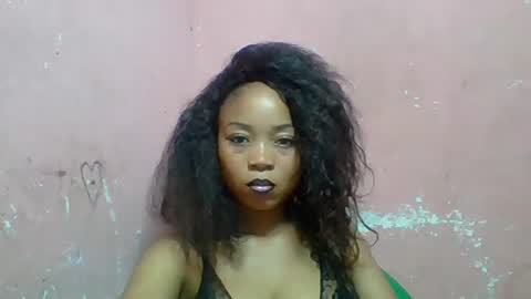 Snapshot of estelah20 chatting on November 2025 05:22:02 AM estelah20 online show from November 2025 05:22:02 AM