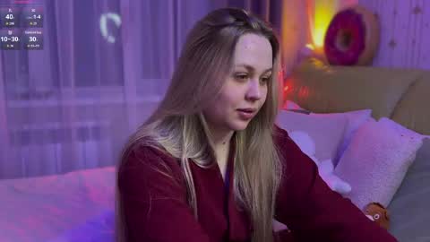 Estella online show from May 2026 06:16:02 PM