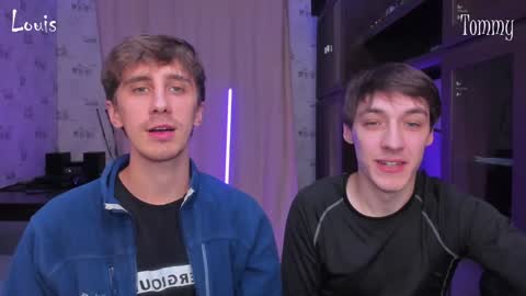 Snapshot of esthetics_boys chatting on December 2024 03:19:01 AM LOUIS online show from December 2024 03:19:01 AM