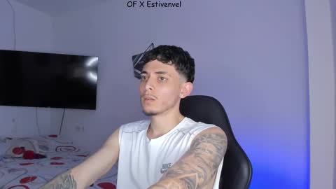 estivenvel online show from September 2025 06:34:01 PM