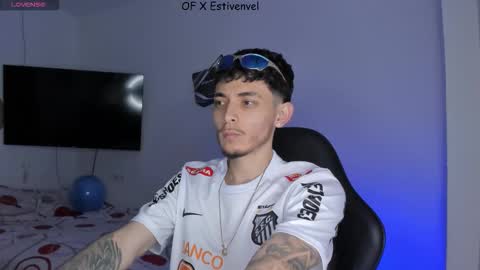 estivenvel online show from October 2025 02:45:02 PM