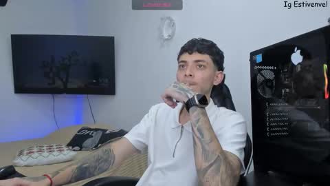 estivenvel online show from February 2026 02:18:02 AM