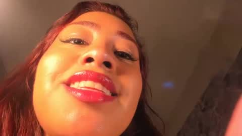 Snapshot of estrella05_ chatting on December 2024 05:18:02 AM estrella05_ online show from December 2024 05:18:02 AM