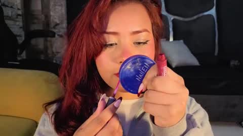 Snapshot of estrella05_ chatting on September 2025 04:56:01 AM estrella05_ online show from September 2025 04:56:01 AM