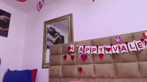 Estrella online show from February 2025 11:56:01 AM