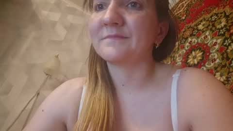 estrellawalters online show from May 2026 10:36:01 AM