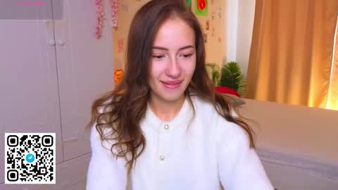 esyameglin online show from September 2025 02:13:01 AM