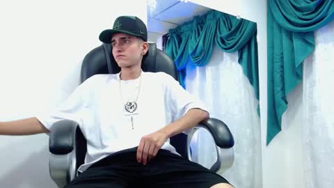 Snapshot of ethan_boy_ chatting on December 2024 09:00:01 PM Ethan online show from December 2024 09:00:01 PM