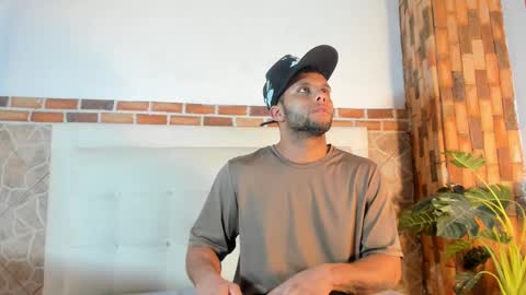 Snapshot of ethan_helmut chatting on December 2024 02:35:01 AM ethan helmut online show from December 2024 02:35:01 AM