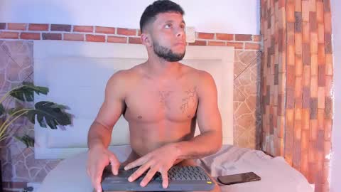 Snapshot of ethan_helmut chatting on January 2025 02:36:02 PM ethan helmut online show from January 2025 02:36:02 PM