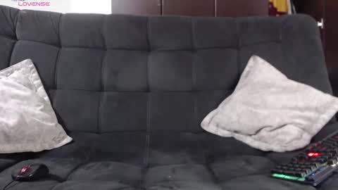 Ethan Noir online show from November 2025 11:09:02 AM