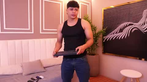 Snapshot of ethan_occonor chatting on May 2026 01:09:02 PM ethan_occonor online show from May 2026 01:09:02 PM