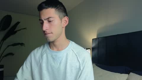 Snapshot of ethan_skiny_ chatting on December 2024 01:59:02 AM Joan online show from December 2024 01:59:02 AM