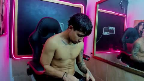 Snapshot of ethan_york chatting on November 2025 04:11:02 AM Ethan online show from November 2025 04:11:02 AM