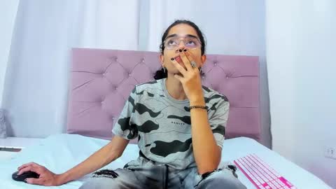 ethanblackwoodd online show from March 2026 07:38:01 PM